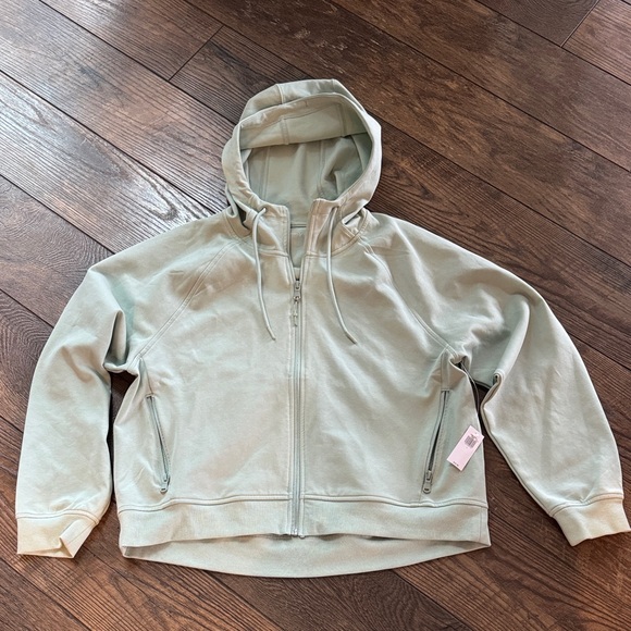 Old Navy Tops - Old Navy Active Mint Green Dynamic Fleece Jacket